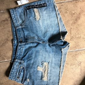 Ladies Gap Boyfriend shorts